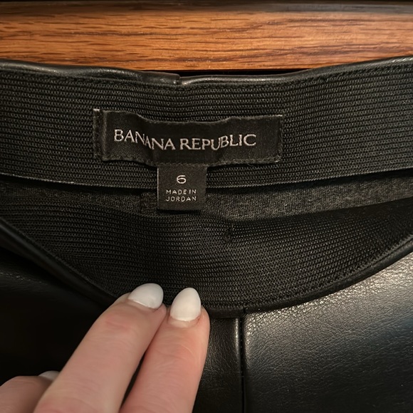 Banana Republic Pleather Leggings - Picture 3 of 4